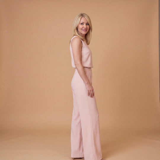 Wide Leg Jumpsuit – Round Neck Mid-Waist Fit for Elegant Styling